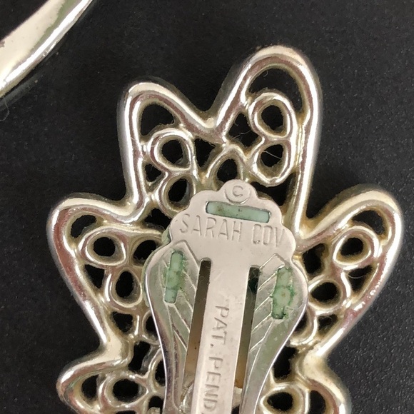 Sarah Coventry Silver Tone Leaf Clip Earring Pin Set - Picture 6 of 6